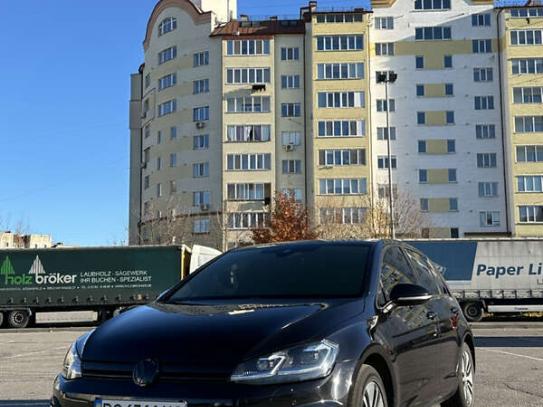 Volkswagen E-golf 2018г. в рассрочку