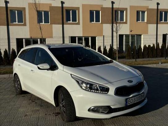 Kia Ceed                            2014г. в рассрочку