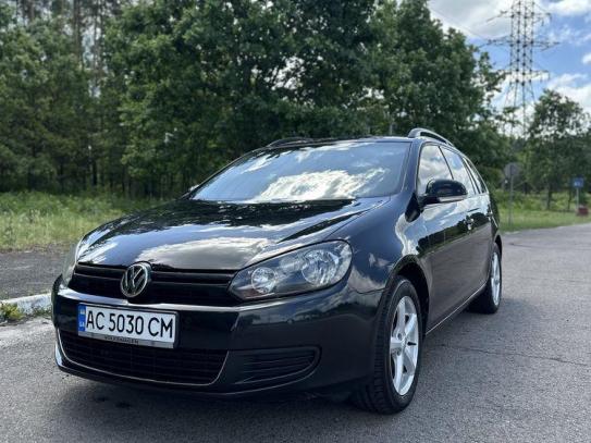 Volkswagen Golf
                            2012г. в рассрочку