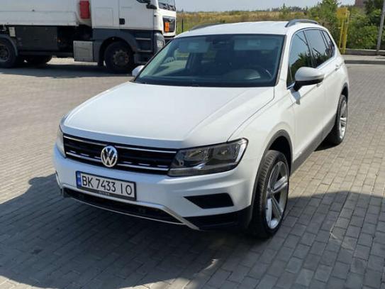 Volkswagen Tiguan                          2020г. в рассрочку