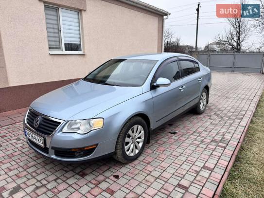 Volkswagen Passat                          2009г. в рассрочку