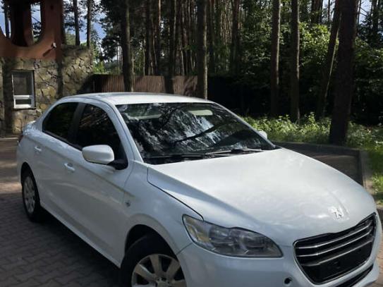 Peugeot 301 2013г. в рассрочку