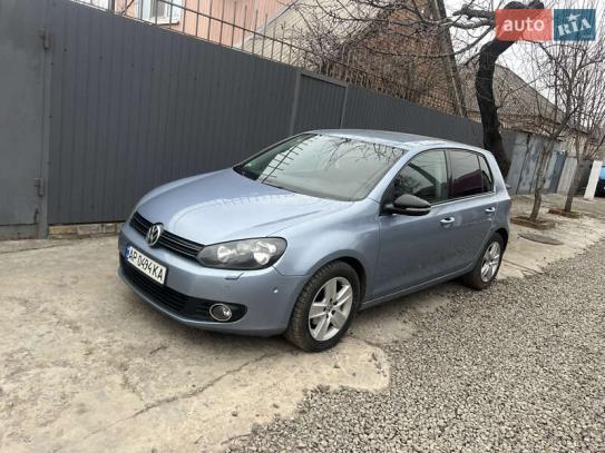 Volkswagen Golf                            2009г. в рассрочку