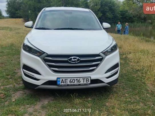 Hyundai Tucson                          2017г. в рассрочку