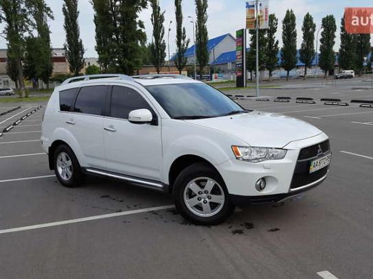 Mitsubishi Outlander 2010р. у розстрочку