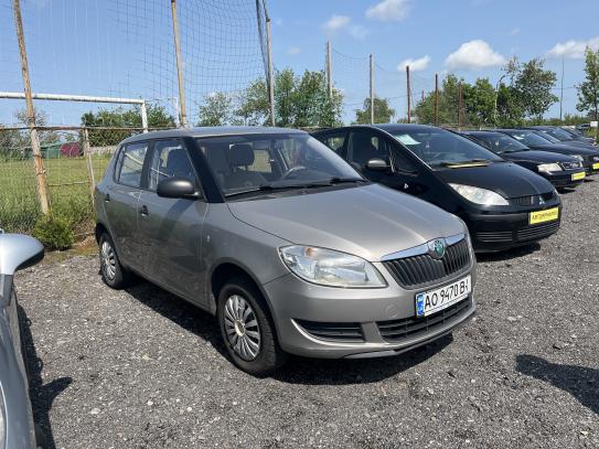 Skoda Fabia
                           2012г. в рассрочку