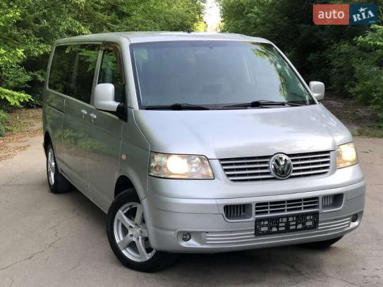 Volkswagen Transporter 2007р. у розстрочку