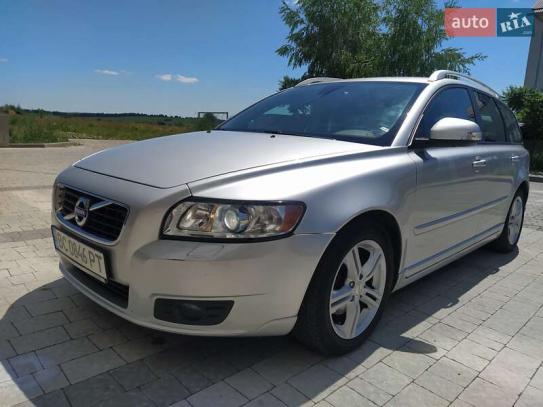 Volvo V50
                             2011г. в рассрочку