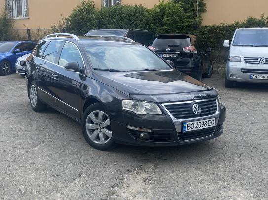 Volkswagen Passat 2006р. у розстрочку