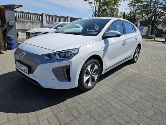 Hyundai Ioniq 2018г. в рассрочку