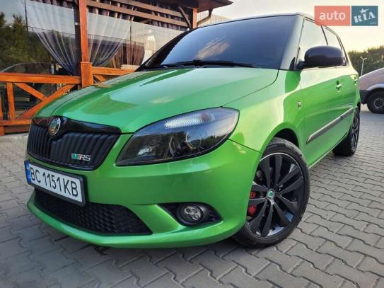 Skoda Fabia                           2011г. в рассрочку