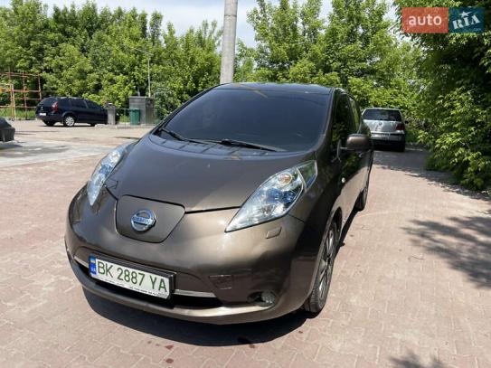 Nissan Leaf                            2016г. в рассрочку