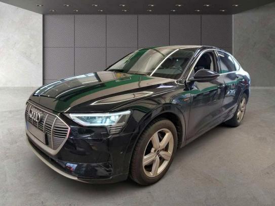 Audi E-tron 2021г. в рассрочку