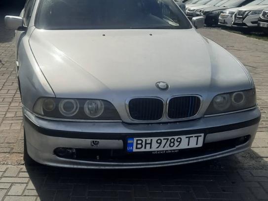 Bmw 520 i 2001р. у розстрочку