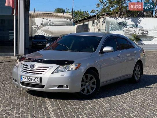 Toyota Camry                           2007г. в рассрочку