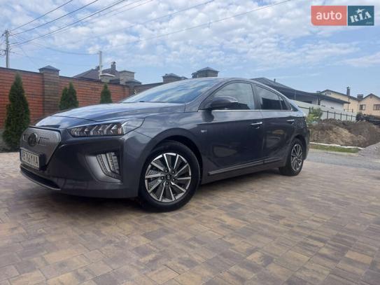 Hyundai Ioniq                           2019г. в рассрочку