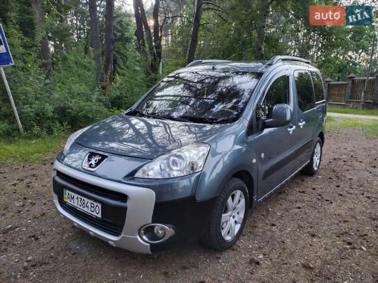 Peugeot Partner                         2011г. в рассрочку