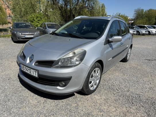 Renault Clio                            2008г. в рассрочку