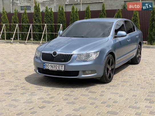 Skoda Superb                          2009г. в рассрочку