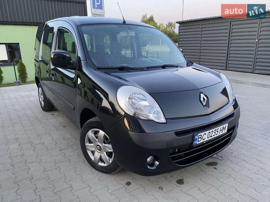 Renault Kangoo                          2011г. в рассрочку
