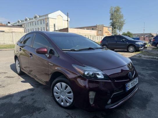 Toyota Prius                           2013г. в рассрочку