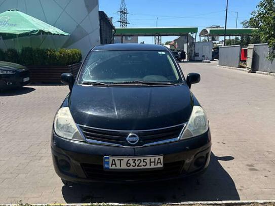 Nissan Versa                           2009г. в рассрочку