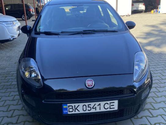 Fiat Punto 2013г. в рассрочку