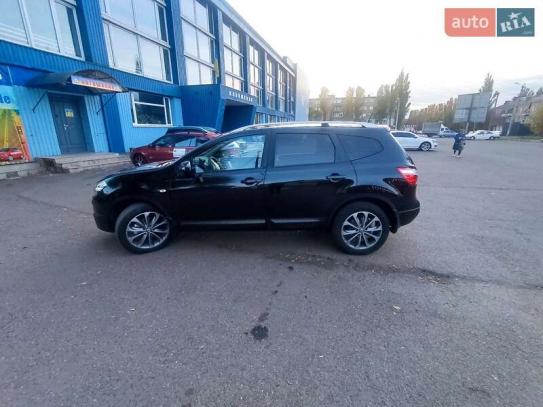 Nissan Qashqai +2 2010г. в рассрочку