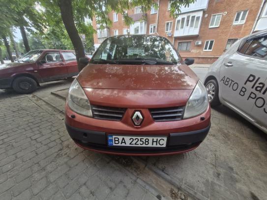 Renault Grand scenic                    2005г. в рассрочку