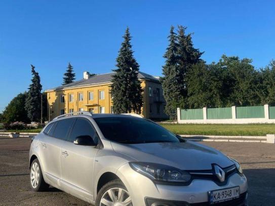 Renault Megane                          2015г. в рассрочку