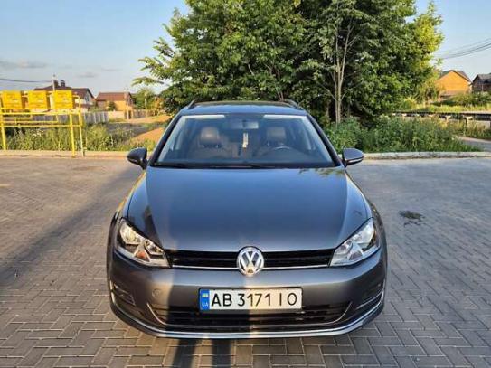 Volkswagen Golf
                            2015г. в рассрочку