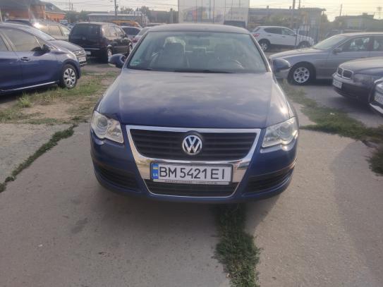 Volkswagen Passat 2005р. у розстрочку