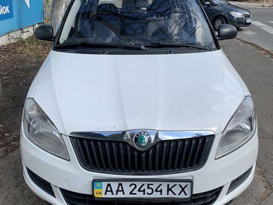 Skoda Fabia 2011р. у розстрочку