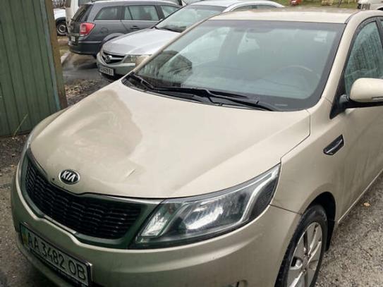 Kia Rio                             2013г. в рассрочку