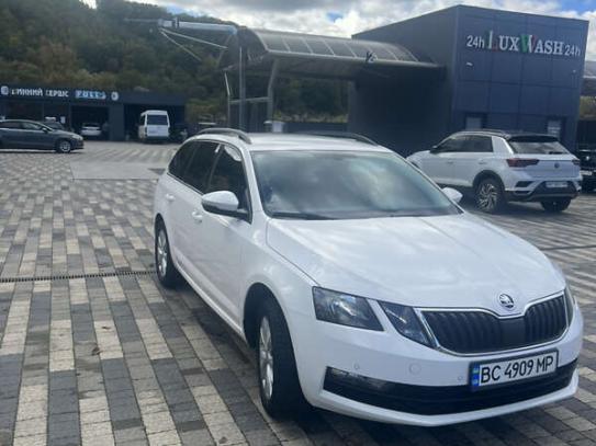 Skoda Octavia 2017г. в рассрочку