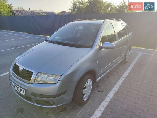 Skoda Fabia                           2006г. в рассрочку