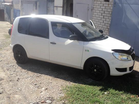 Skoda Roomster 2013г. в рассрочку
