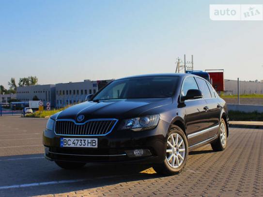 Skoda Superb                          2013г. в рассрочку