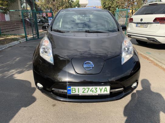 Nissan Leaf 2014г. в рассрочку