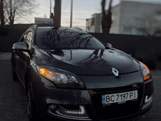 Renault Megane 2012р. у розстрочку