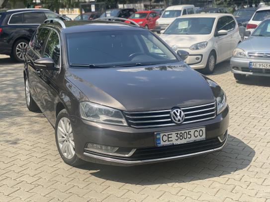 Volkswagen Passat 2014р. у розстрочку