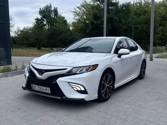 Toyota Camry 2020г. в рассрочку