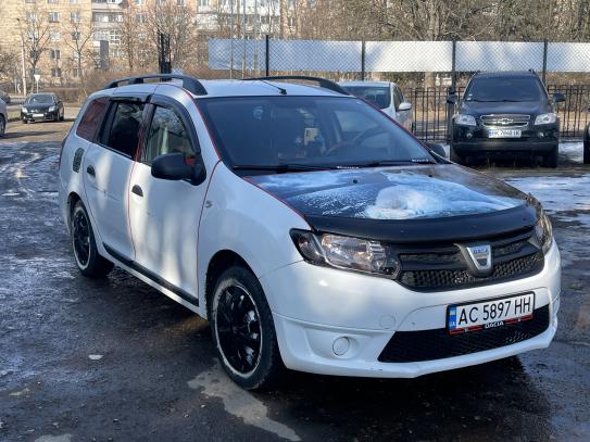 Dacia Logan                           2013г. в рассрочку