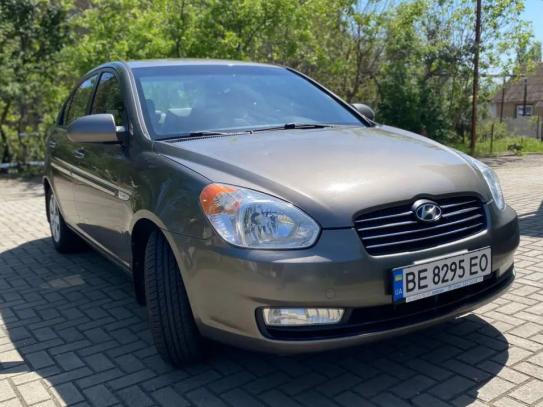 Hyundai Accent                          2008г. в рассрочку