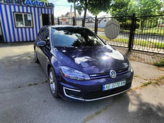 Volkswagen E-golf                          2020г. в рассрочку