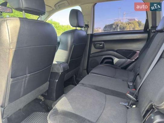 Peugeot 4007                            2008г. в рассрочку