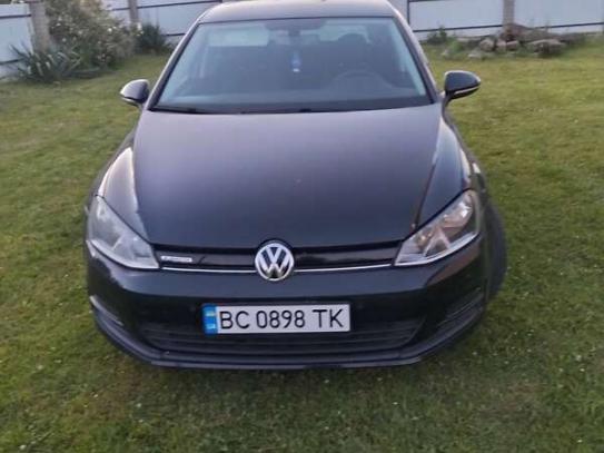 Volkswagen Golf                            2014г. в рассрочку