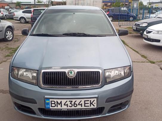 Skoda Fabia                           2004г. в рассрочку