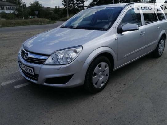 Opel Astra 2008г. в рассрочку