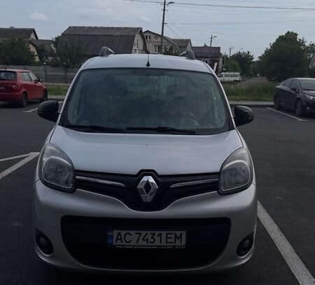 Renault Kangoo                          2016г. в рассрочку